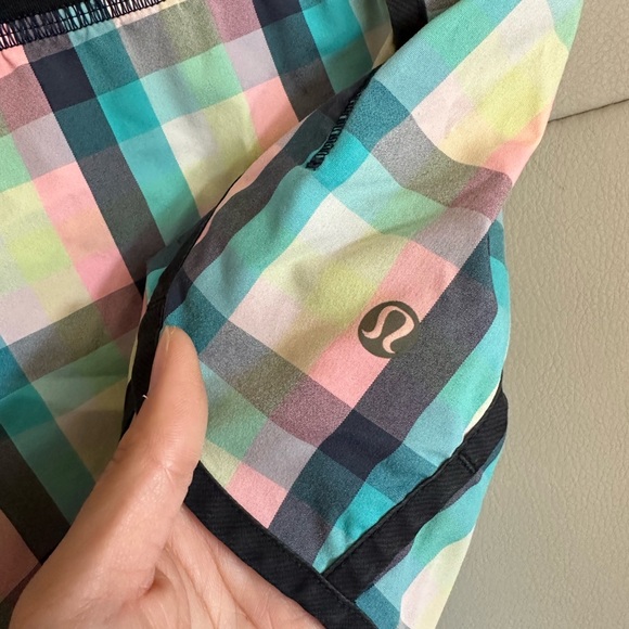 Lululemon Athletica Speed Run Shorts Checked Plaid - Picture 8 of 13